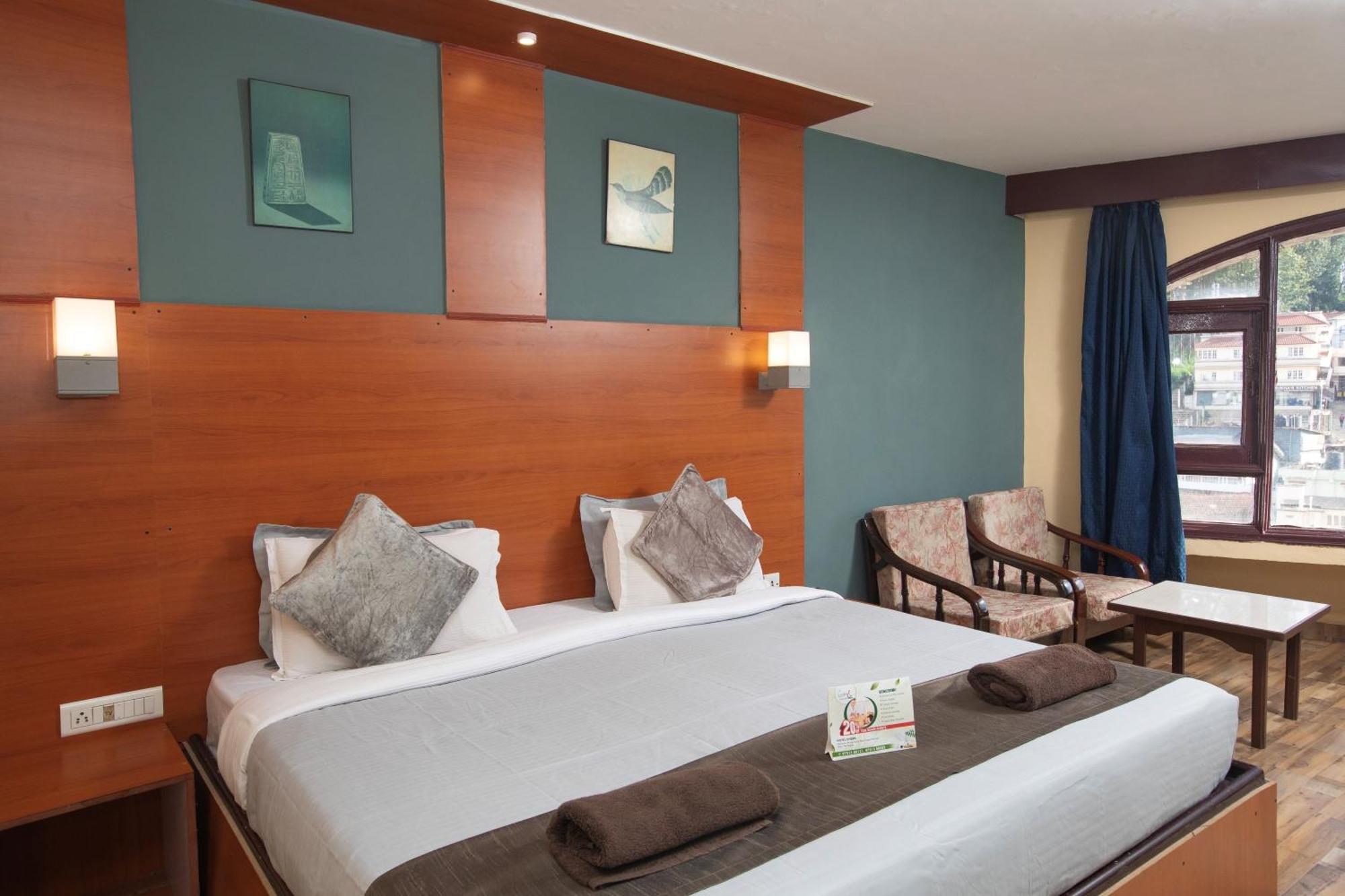 Devi Enterprises - Hotel Khems Ooty Esterno foto